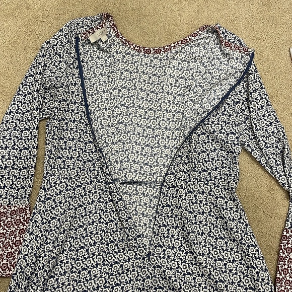 Loft Two colored Floral Patterned Dress. - Picture 5 of 9